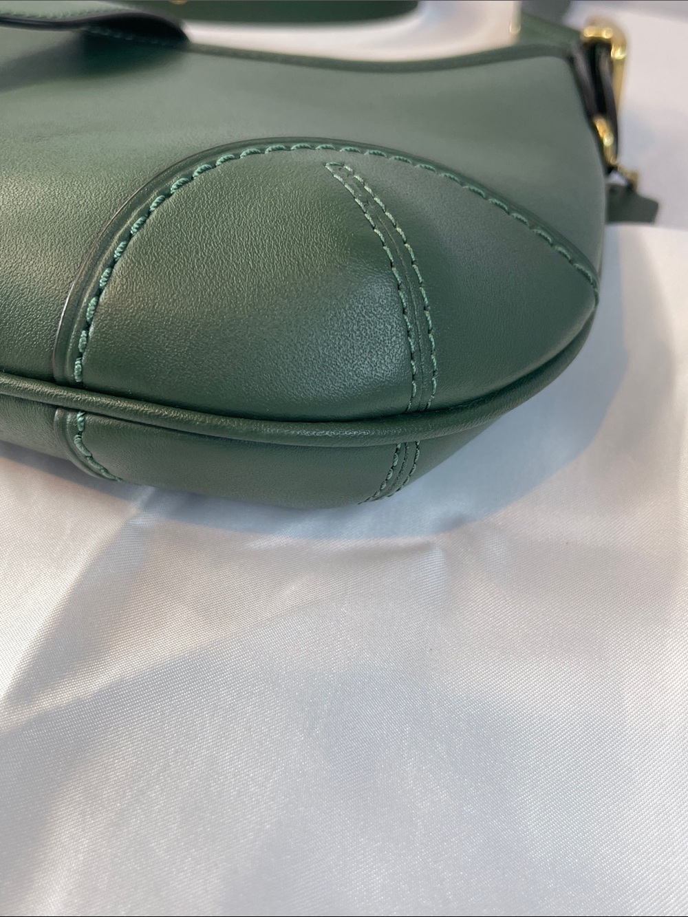 Coach CW642 Hamptons Hobo 2005 Limited Re-Edition Green Leather - Picture 12 of 16